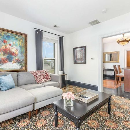 Spacious Upstairs 1Bed- Walking Distance To Beach Outlet Mall 密歇根城 外观 照片