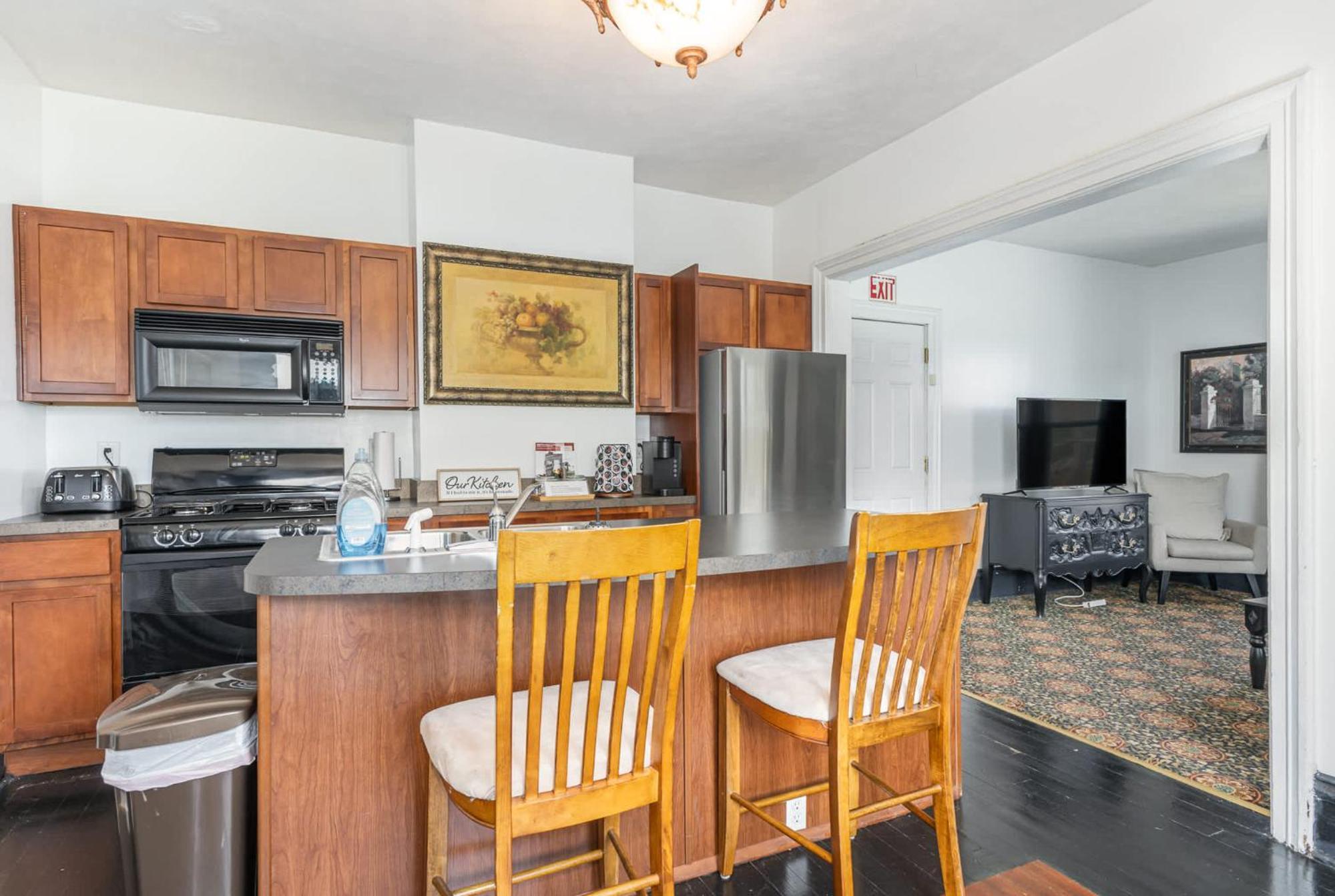 Spacious Upstairs 1Bed- Walking Distance To Beach Outlet Mall 密歇根城 外观 照片